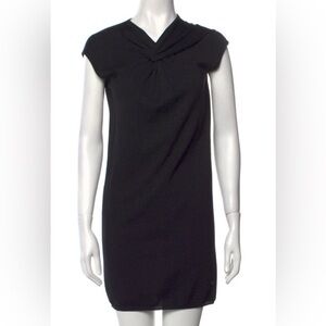 Gucci Black Cap-Sleeve Mini Dress with V-Detail